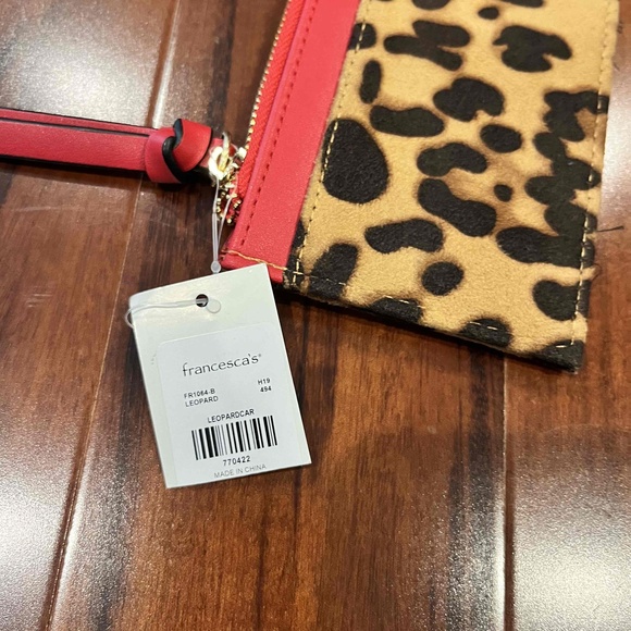 New NWT‎ Francesca's Red Leopard Print Mini Zip Pouch Wallet Wrist Strap Bag - Picture 2 of 3